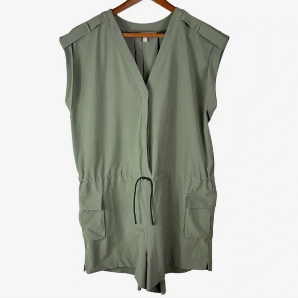 Athleta Sutton Romper Size 10 Green Lightweight Tie Waist Wrinkle Resistant - Picture 4 of 14